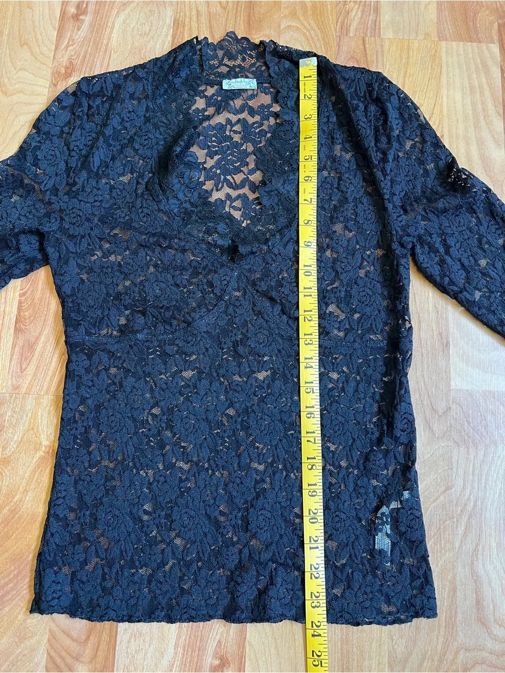 EUC Free People Intimately Black Floral Lace Top sz Medium